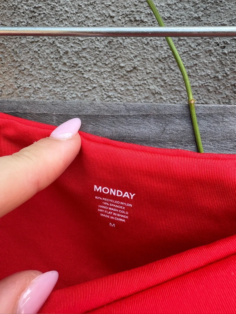 Monday Swimwear Maui Top + LE MARAIS BOTTOM - CHILI PEPPER VV- M new with Tags!